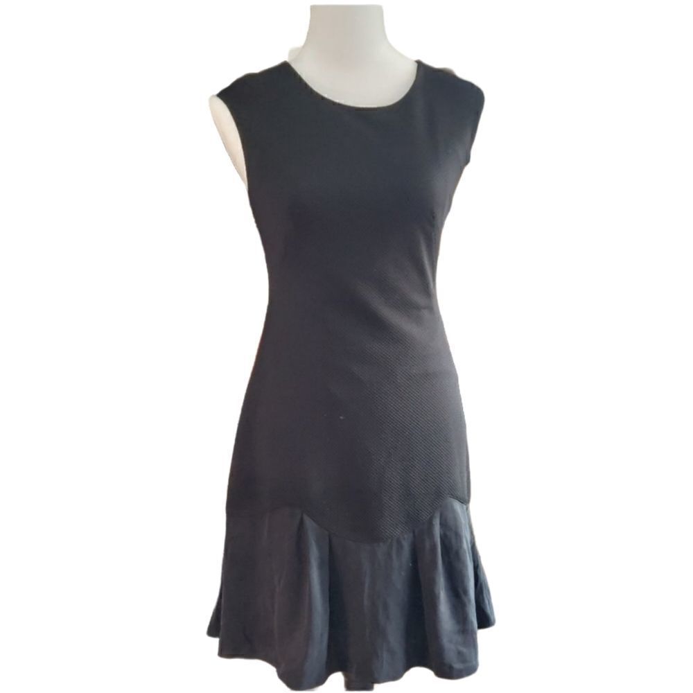 Rebecca Taylor Black Sleeveless  Ruffle hem Textured Dress Size 2
